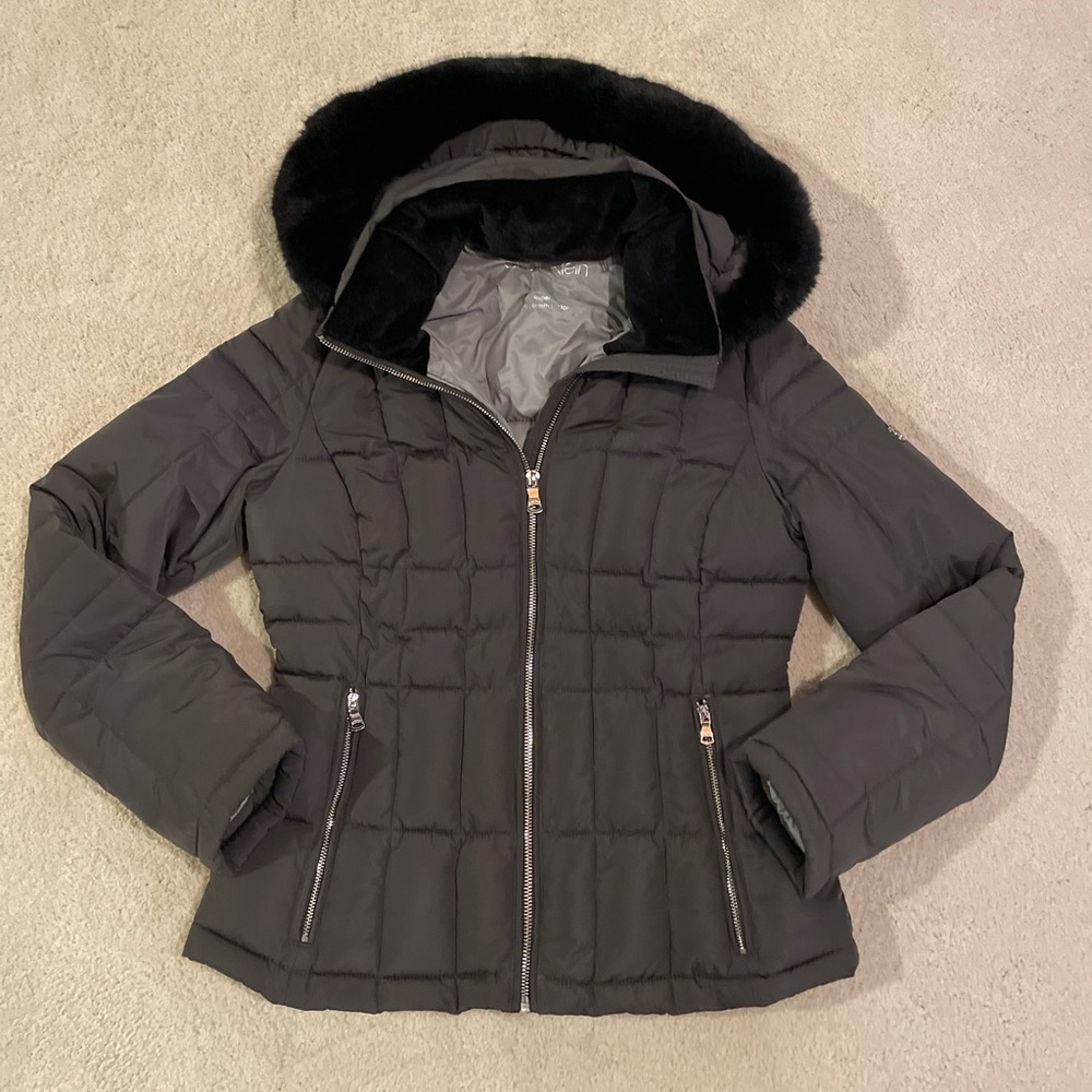 CK Repel woman’s puffer